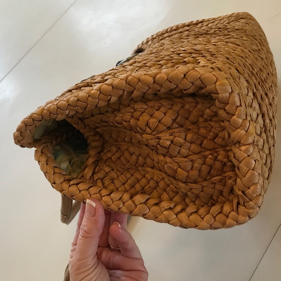 TOMMY BAHAMA LARGE STRAW BAG - Picture 9 of 16